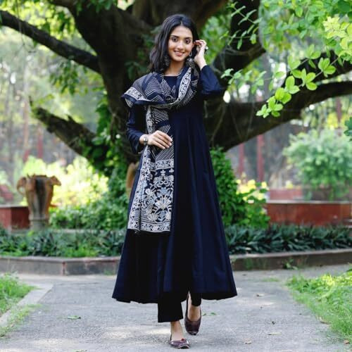 ANNI DESIGNER Women's Rayon Blend Solid Anarkali Kurta with Pant & Dupatta (Friday Blue_S_Blue_Small)