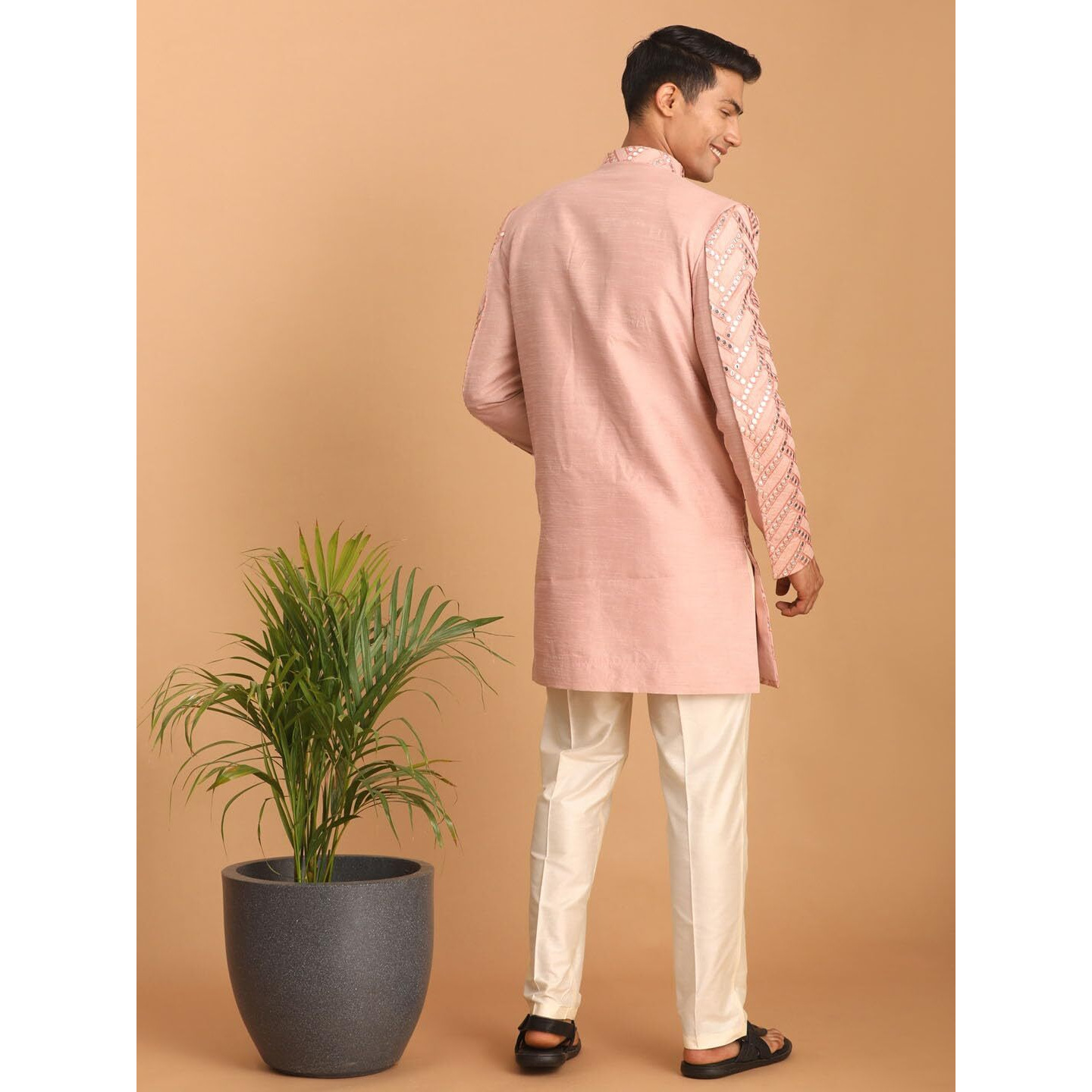 VASTRAMAY Men's Pink Silk Blend Sherwani Set | Trend setting Men's Indowestern Style Mirror Work Sherwani.Comes with Pant Style Pyjama.