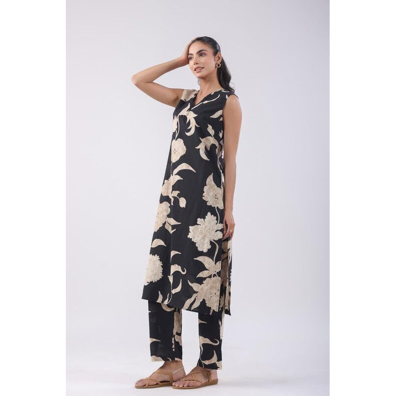 ANNI DESIGNER Women's Rayon Viscose Straight Printed Kurta with Pant (Teras Black_S_Black_Small)