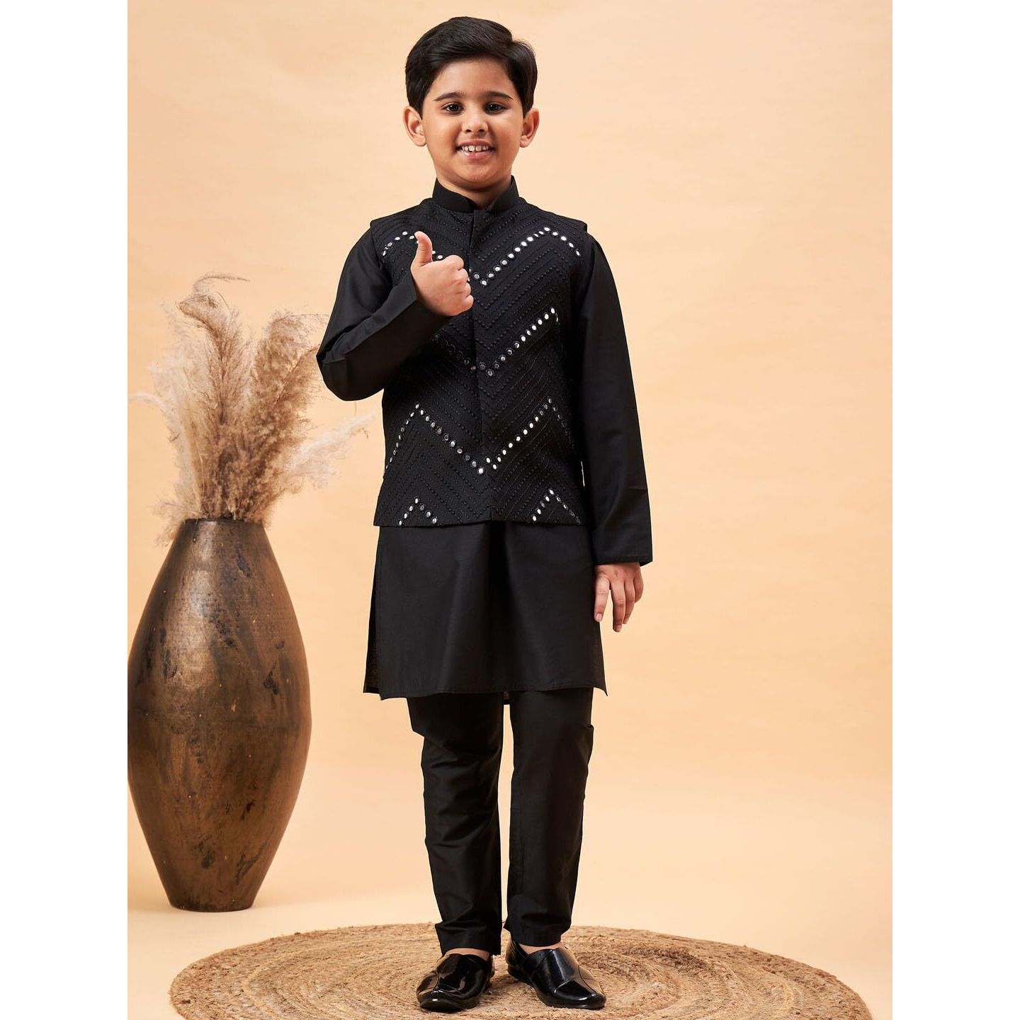 VASTRAMAY Boys' Black Jacket, Kurta and Pyjama Set_VASBJ133BLnBK091BLnVPBL_36