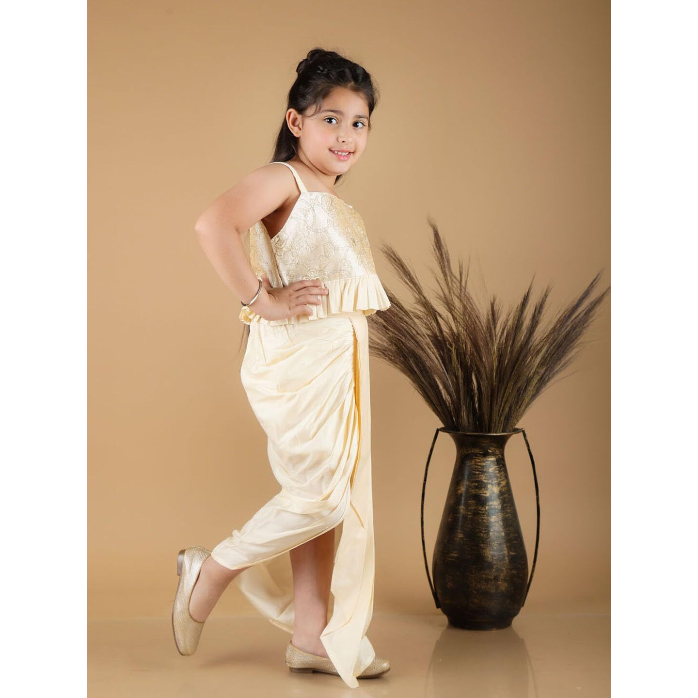 VASTRAMAY Girls' Cream Lehenga Set (VASGLC003GO_Size_30_Cream)