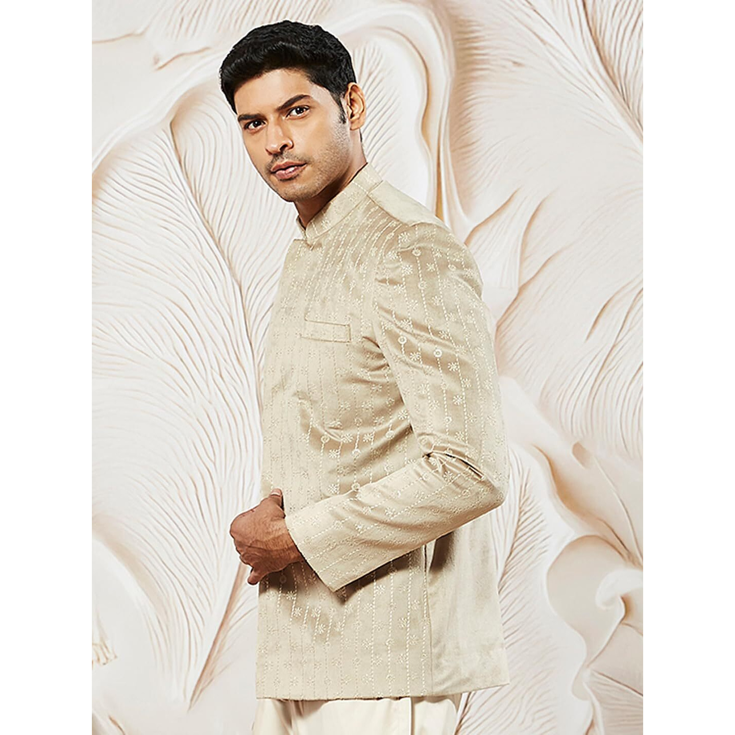 VASTRAMAY Men's Silk Blend Jodhpuri, Velvet Embroidered Jodhpuri For Men, Traditional Indian Wear for Weddings & Festivals