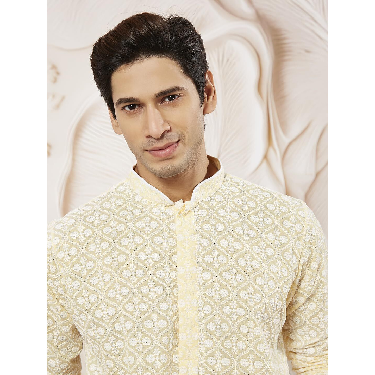 VASTRAMAY Men's Green Cotton Kurta I Allover Chikan Embroidery Knee Length Regular Straight Kurta I Fastive Party Wedding Traditions Kurta_VASMK381YW_40