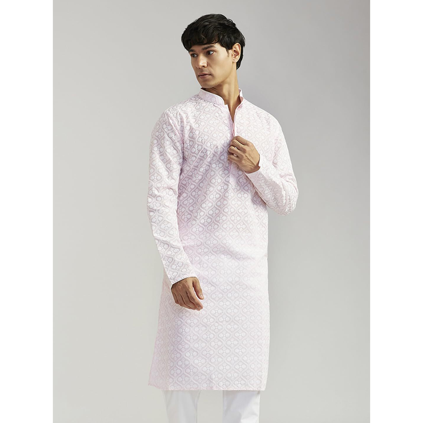 VASTRAMAY Men's Green Cotton Kurta I Allover Chikan Embroidery Knee Length Regular Straight Kurta I Fastive Party Wedding Traditions Kurta_VASMK381PN_40