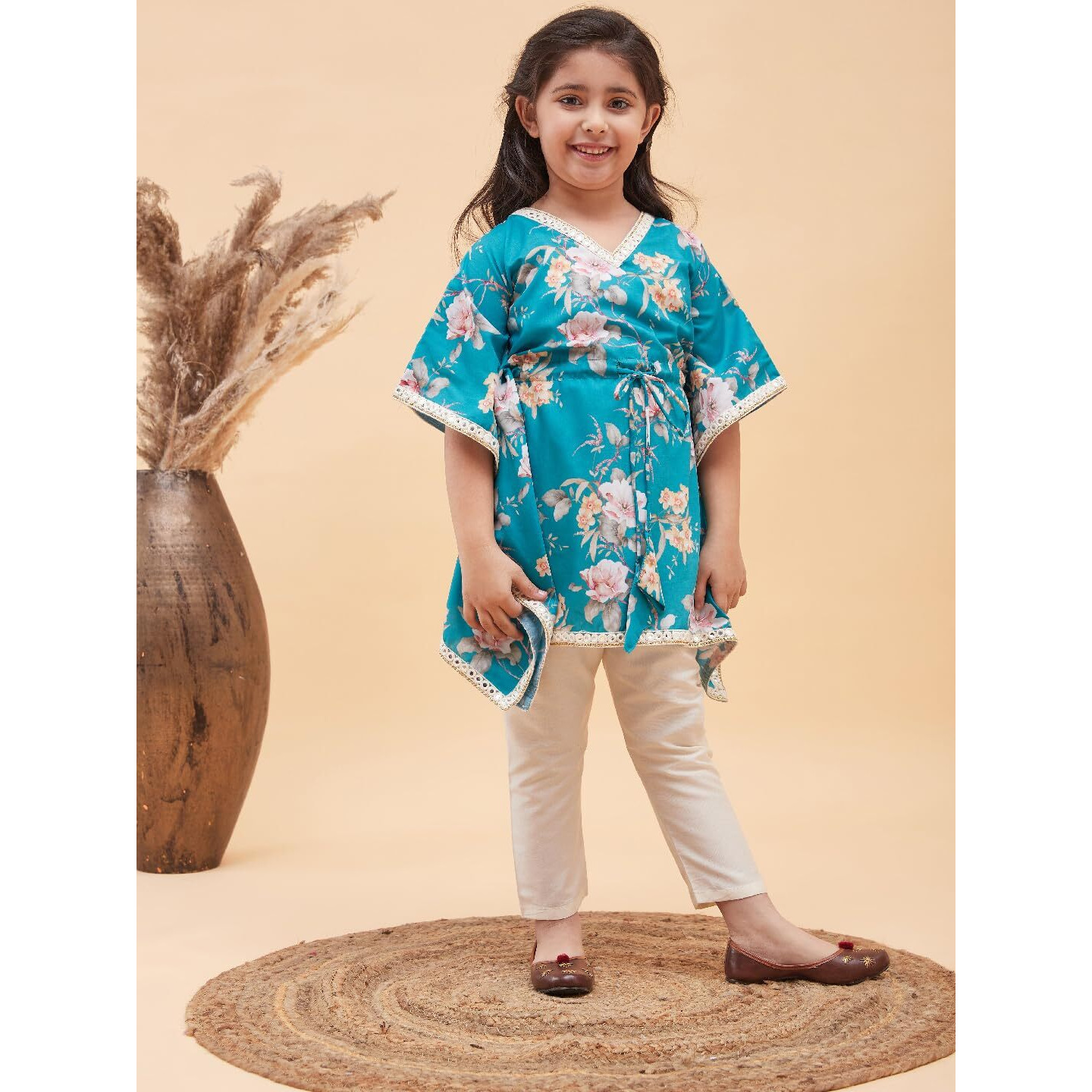 VASTRAMAY Girls' Turquoise And Cream Kaftan And Pant Set_VASGK005TQnGP02CR_34L