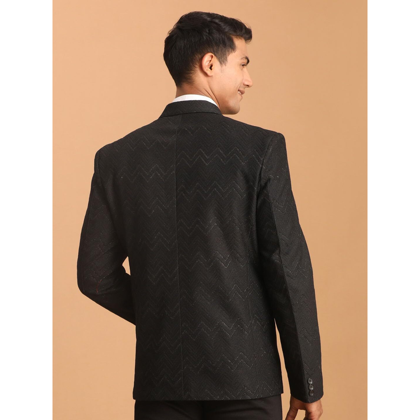 VASTRAMAY Men's Black Silk Blend Blazer | Imported Fabric Blazer for Men