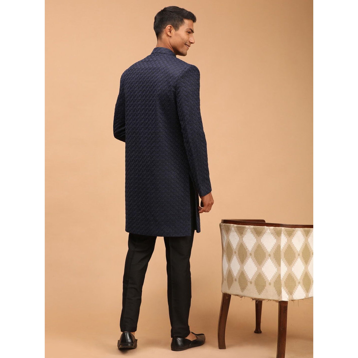 VASTRAMAY Men's Navy Blue And Black Silk Blend Sherwani Set | Imported Fabric Designer Indowestern & Pant style Pyjama Set