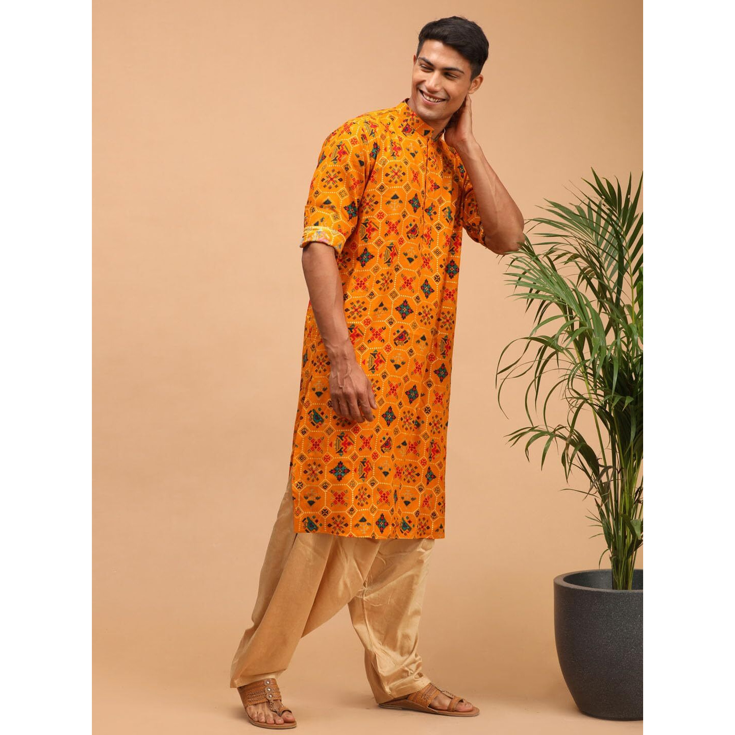 VASTRAMAY Men's Yellow and Rose Gold Cotton Blend Kurta and Patiala Set_VASMK160YWnPTYRG_40