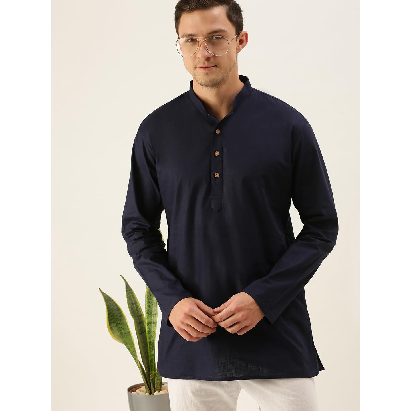 VASTRAMAY Men's Navy Blue Cotton Linen Short Kurta-VASMMK006NB_36