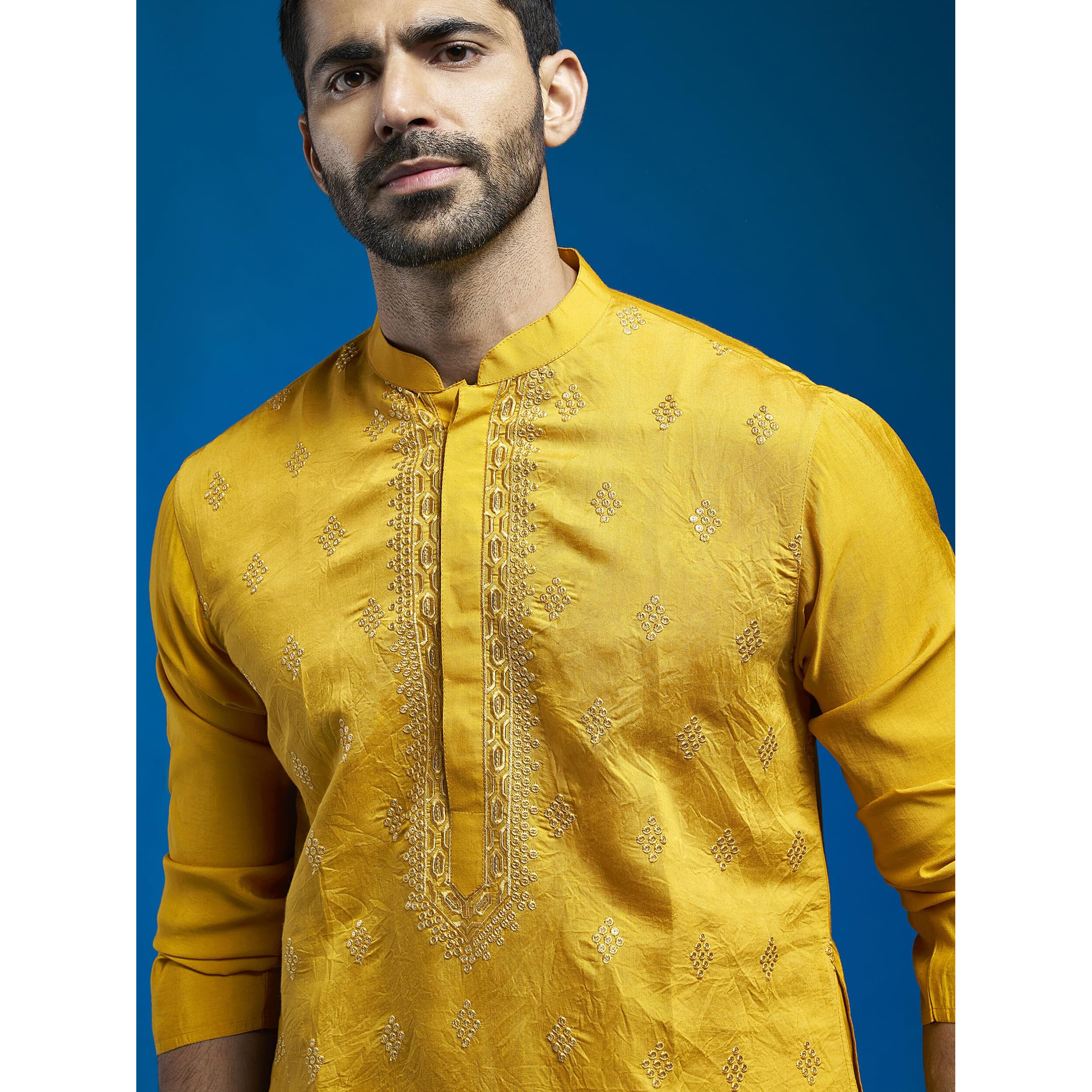 VASTRAMAY Men's Yellow Chanderi Kurta And Pyjama Set - Chanderi Embroidered Sequined Kurta And Pyjama Set
