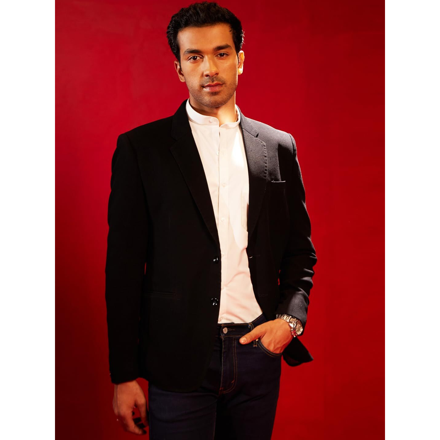 VASTRAMAY Men's Black Silk Blend Blazer_VSHRMCT029BL_36