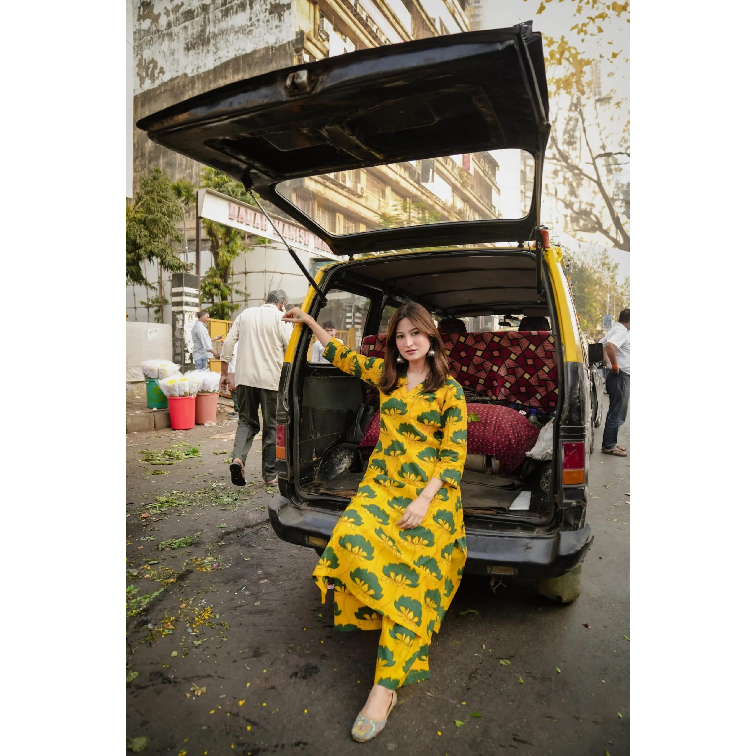 ANNI DESIGNER Women's Rayon Viscose Straight Printed Kurta with Palazzo (Humnava Yellow_S_Yellow_Small)