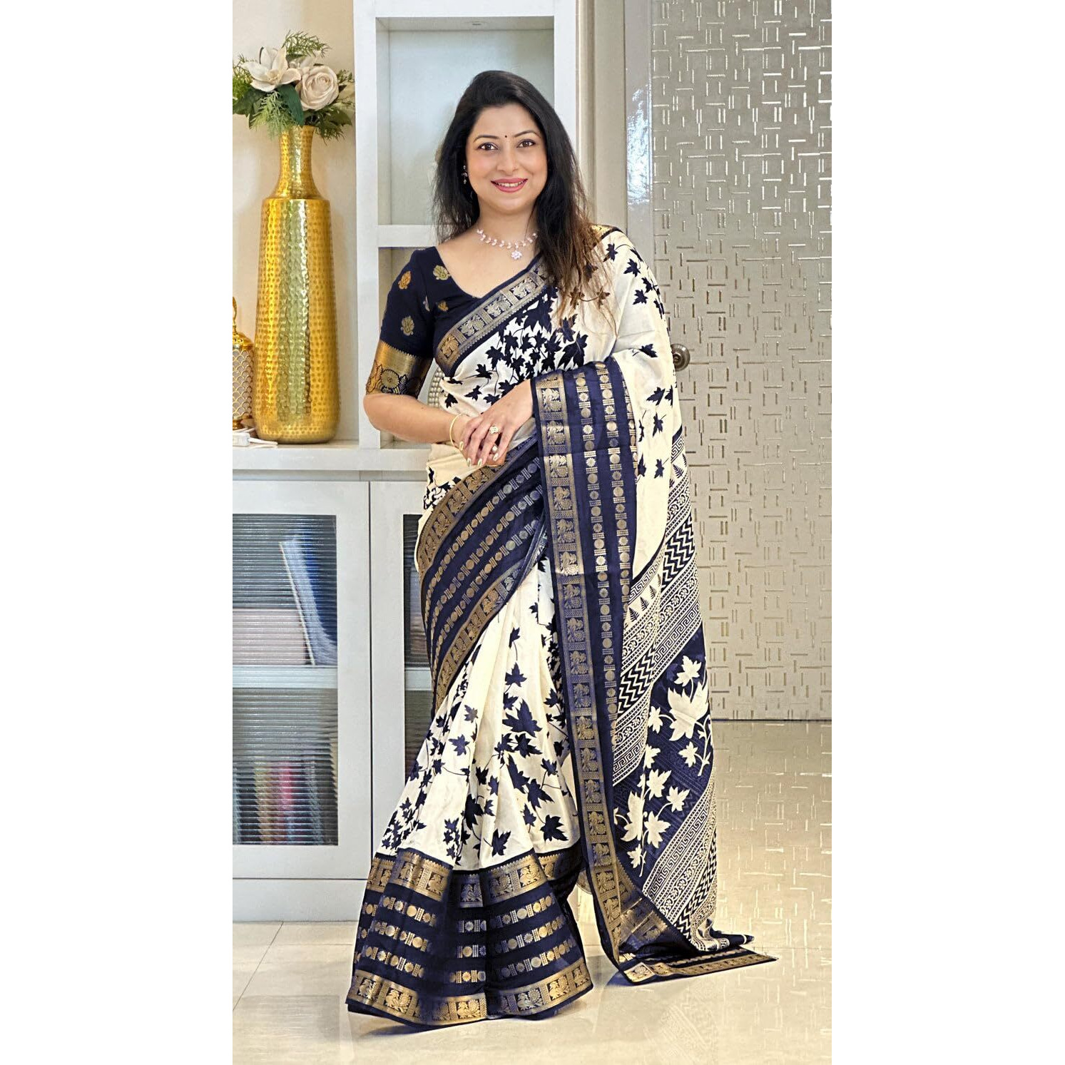 Yashika Women's Floral Printed White Dola Silk Jacquard Saree With Unstitched Blouse Material For Women (AZ-YS-OG-GYANI WHITE BLUE)