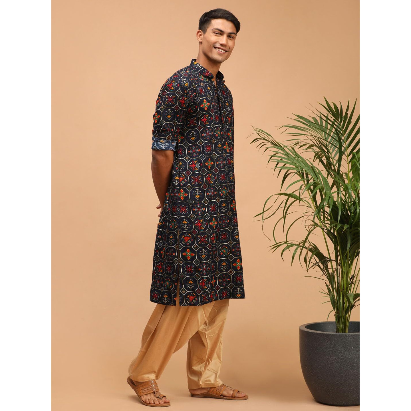 VASTRAMAY Men's Blue and Rose Gold Cotton Blend Kurta and Patiala Set_VASMK160BUnPTYRG_42