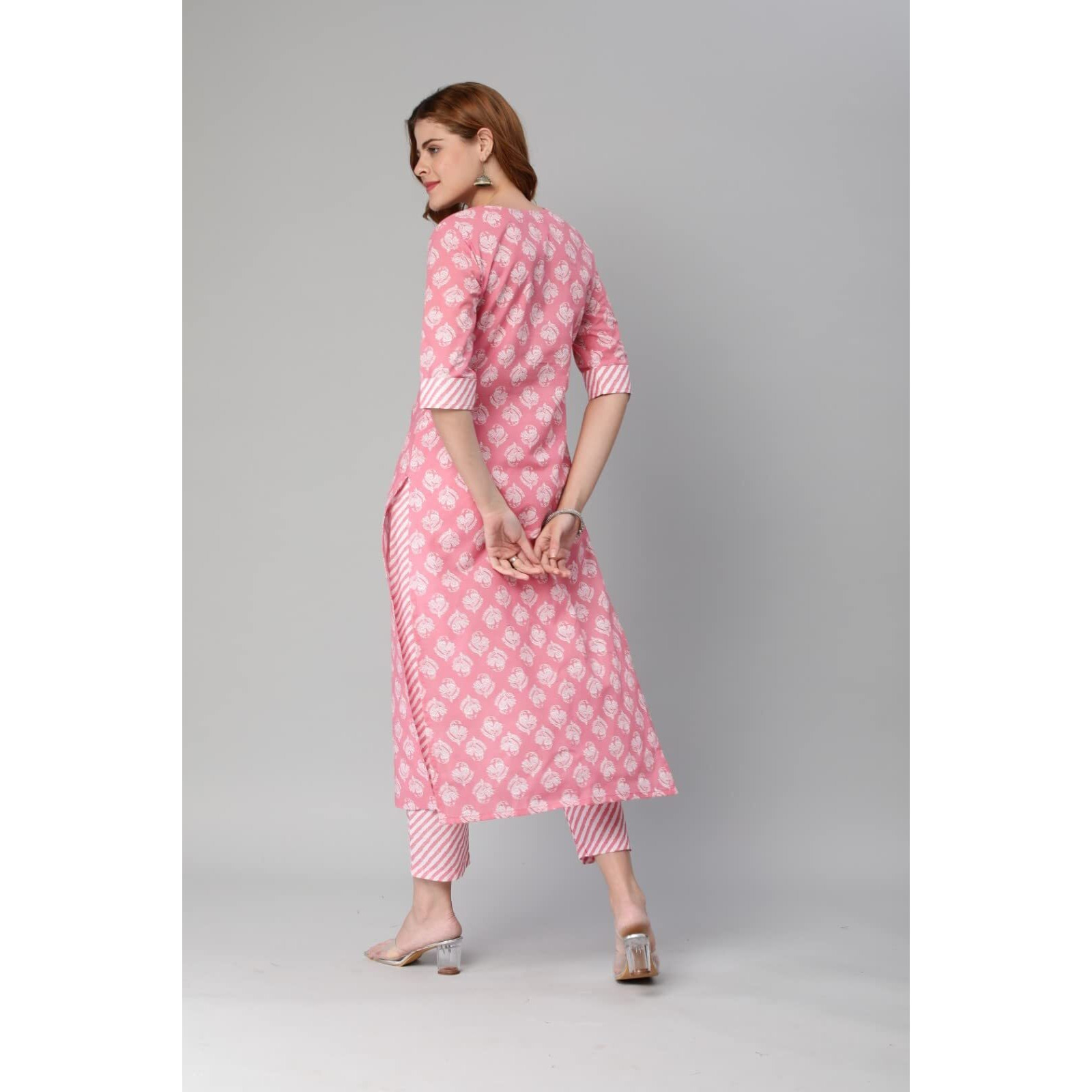 ANNI DESIGNER Women's Cotton Blend Printed Straight Kurta with Pant (Funnu Pink_S_Pink_Small)