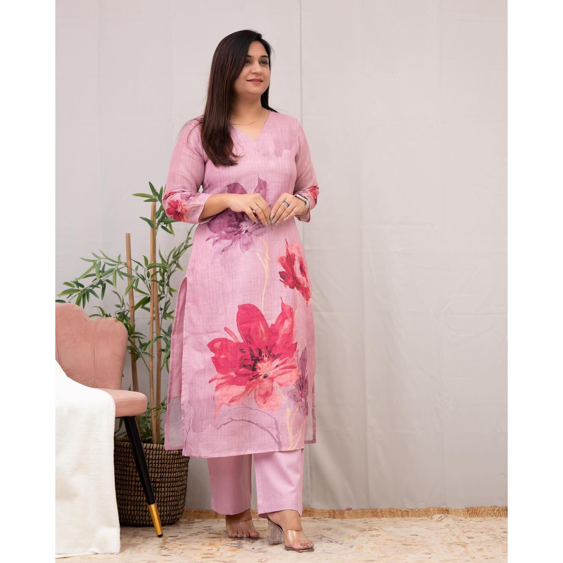 ANNI DESIGNER Women's Rayon Viscose Straight Printed Kurta with Pant (Susan Pink_M_Pink_Medium)