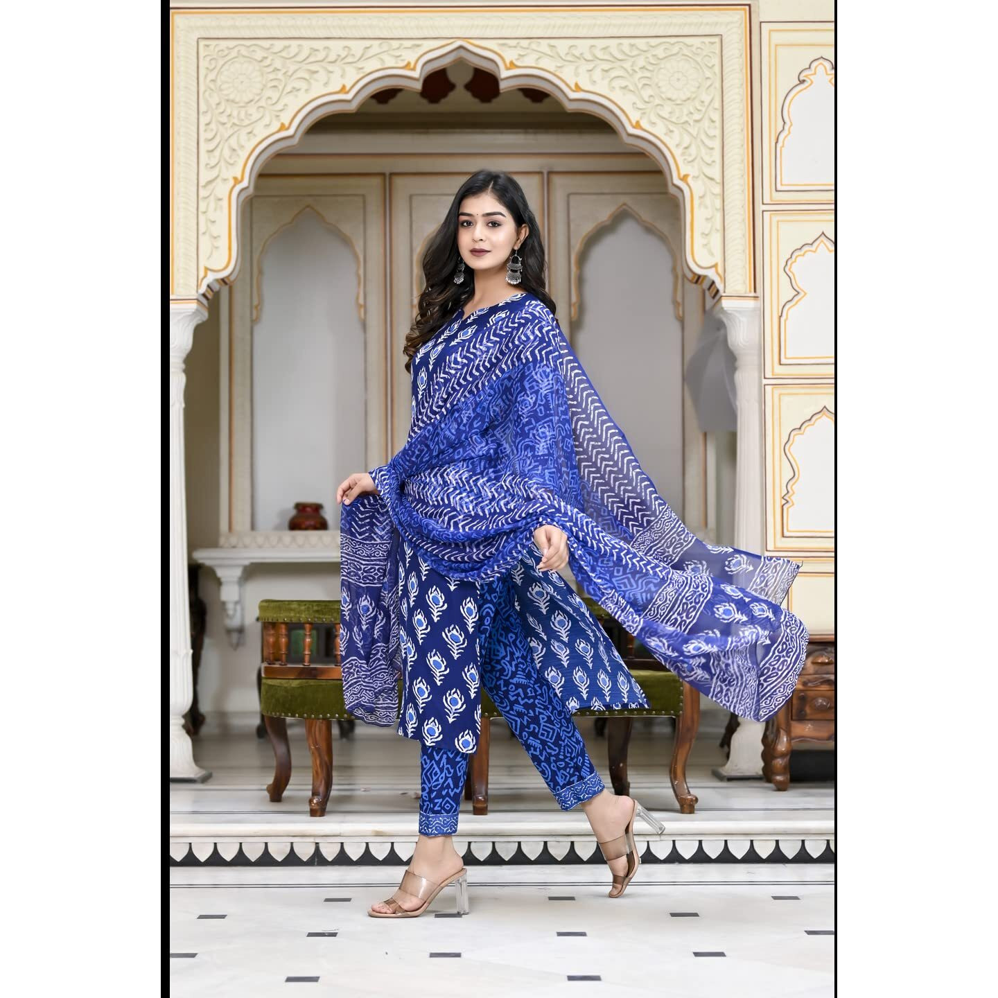 ANNI DESIGNER Women's Cotton Blend Floral Printed Straight Kurta with Pants & with Dupatta (Bulgeriya Blue-NW-CMD_S_Blue_Small)