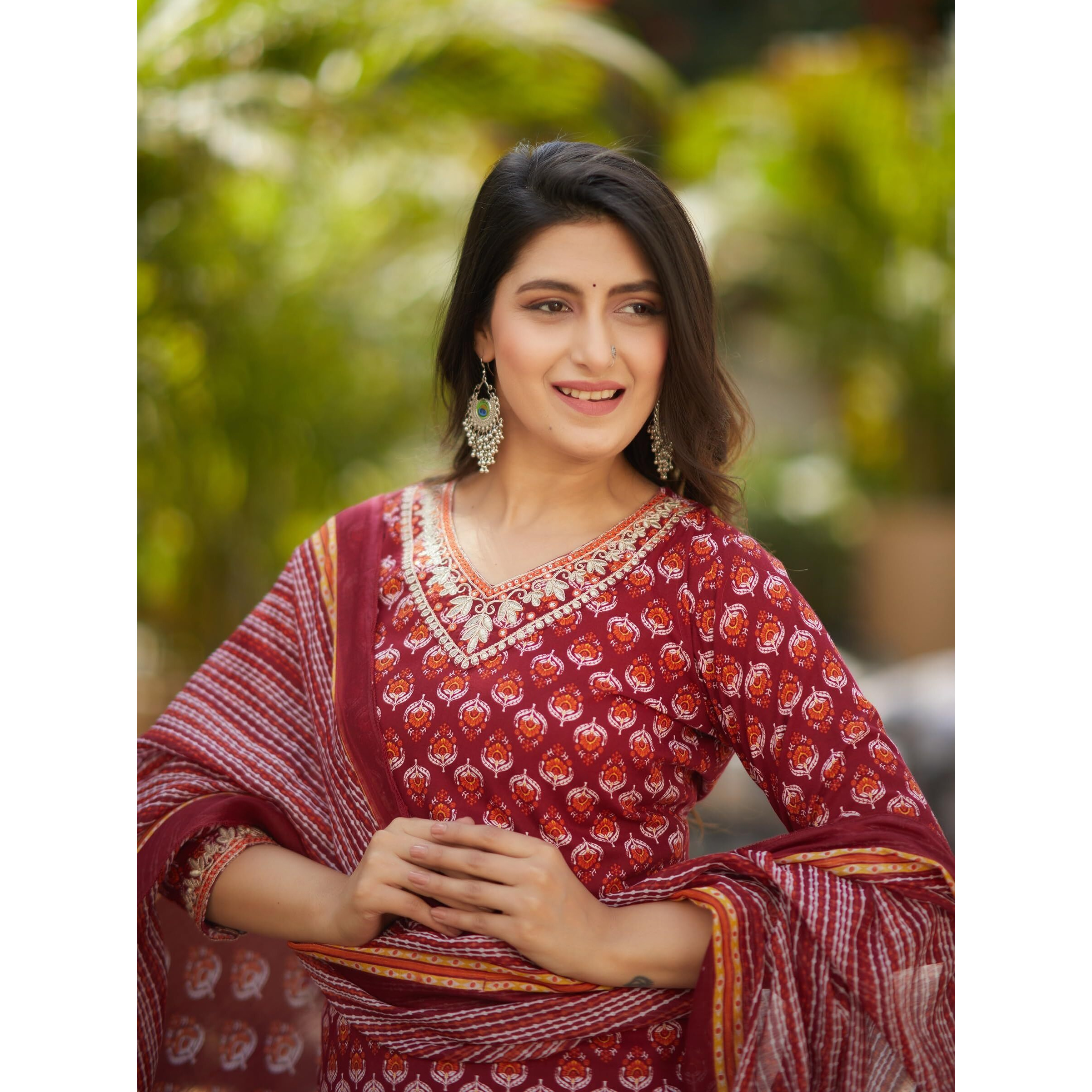 KLOSIA Women Straight Printed Kurta and Pant Set with Dupatta | Ethnic Set | Dupatta Set | Suit Set | Kurta Set | (Medium) Red