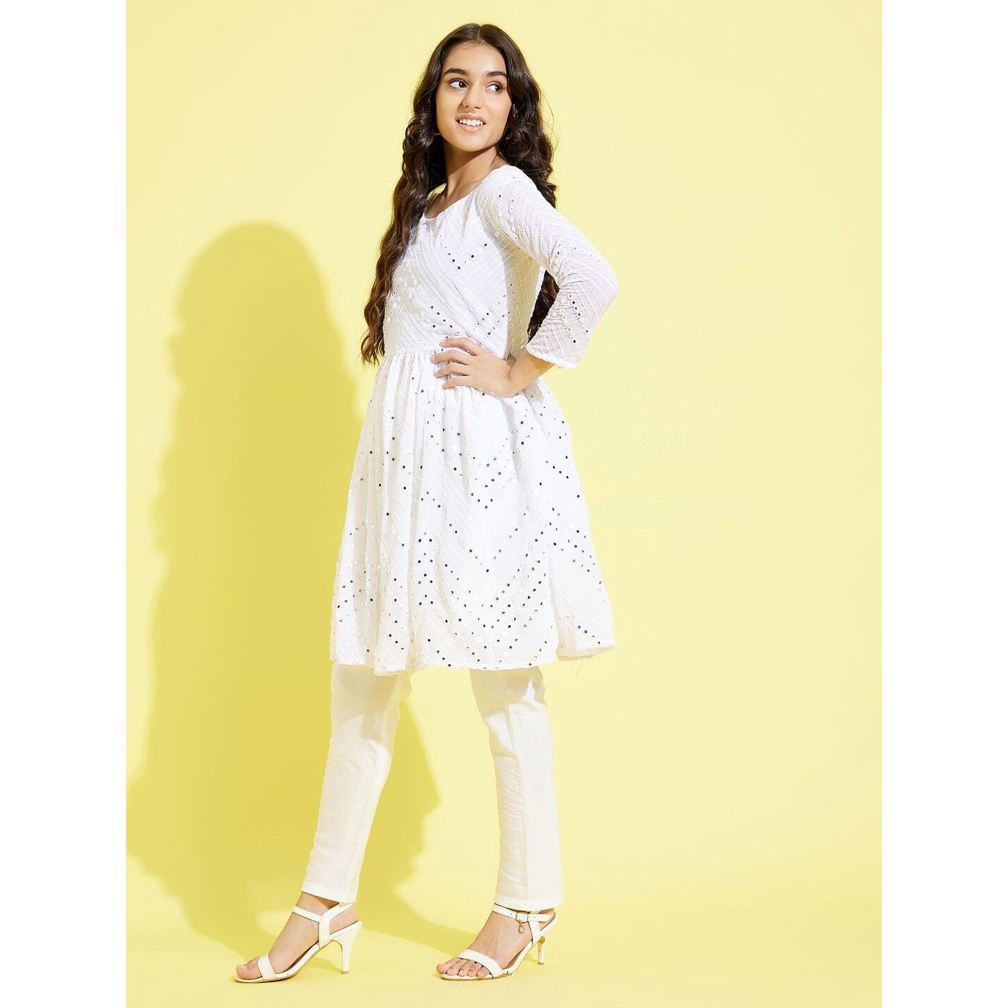 VASTRAMAY YUVA Girls' White Kurta and Churidar_VYUVGK133WHnVCWH_36M