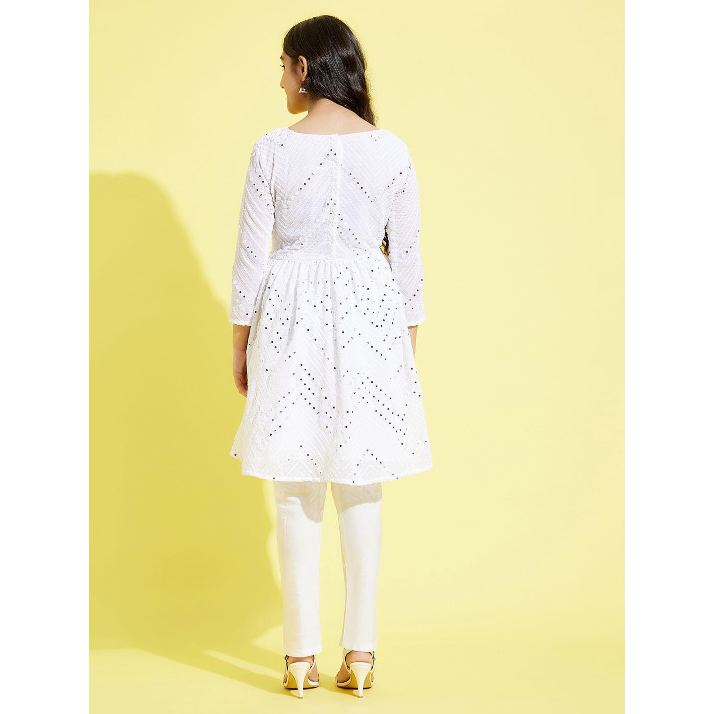VASTRAMAY YUVA Girls' White Kurta and Churidar_VYUVGK133WHnVCWH_36M