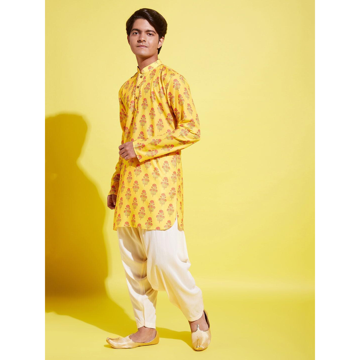 VASTRAMAY YUVA Boys' Multicolor-Base-Mustard And Cream Kurta Patiala Set_VYUVBUK007ORnPTYCR_36L