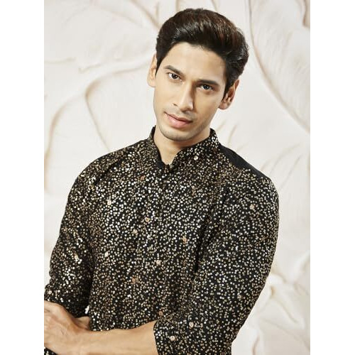 VASTRAMAY Men's Black Georgette Kurta, All Over sequinced in Ombre Design Kurta for Weddings & Festivals, Traditional Indian Wear