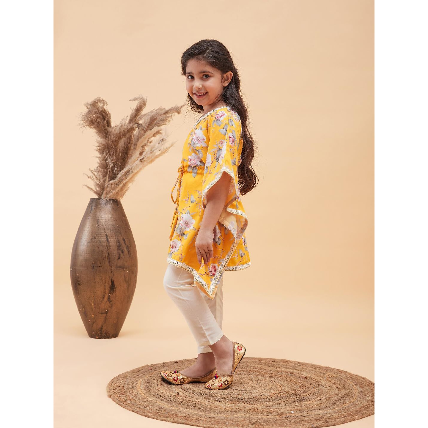 VASTRAMAY Girls' Yellow And Cream Kaftan And Pant Set_VASGK005YWnGP02CR_28