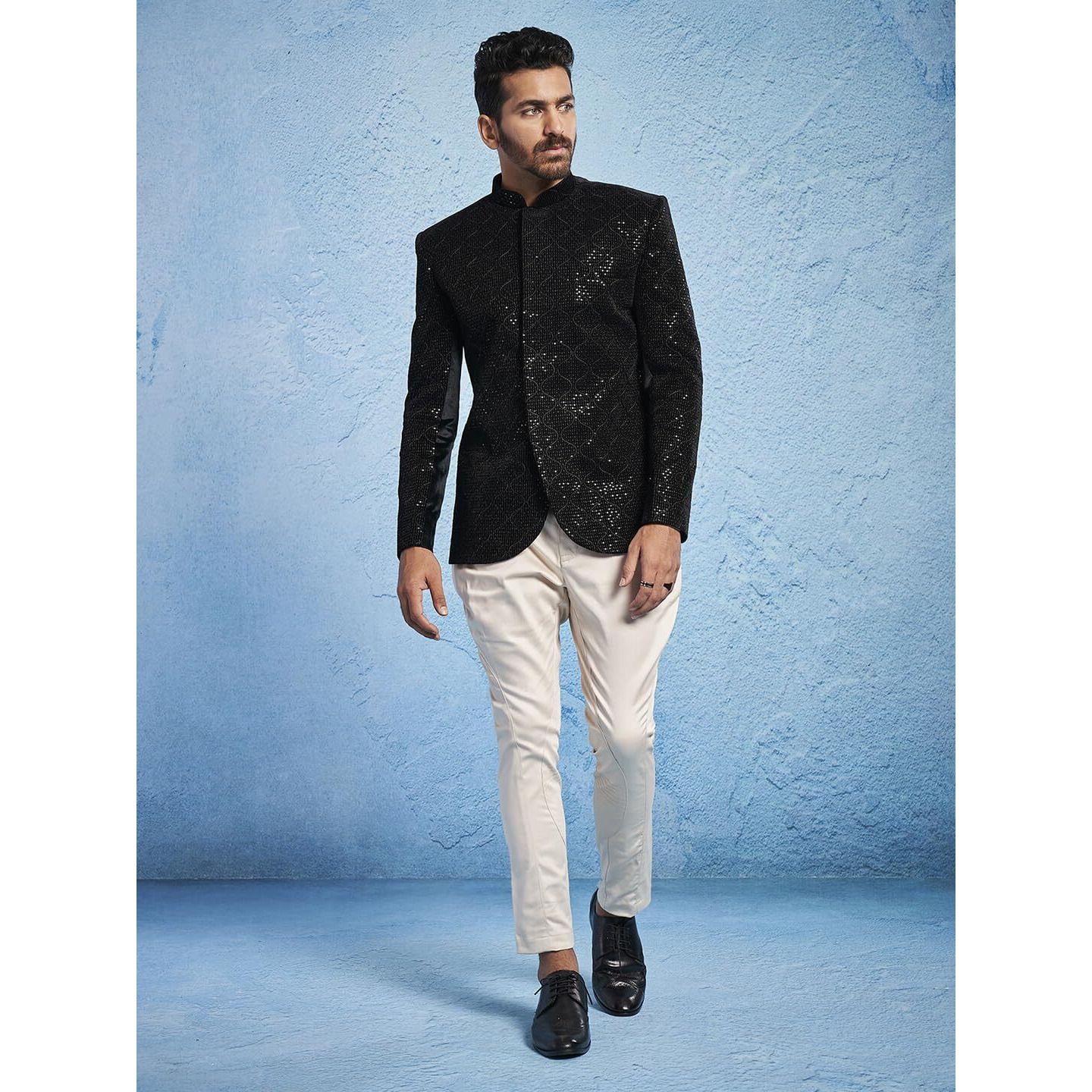 VASTRAMAY Men's Black & Cream - Jodhpuri,Pyjama Set - Velvet Sequined Embroidered Jodhpuri And Pyjama Set