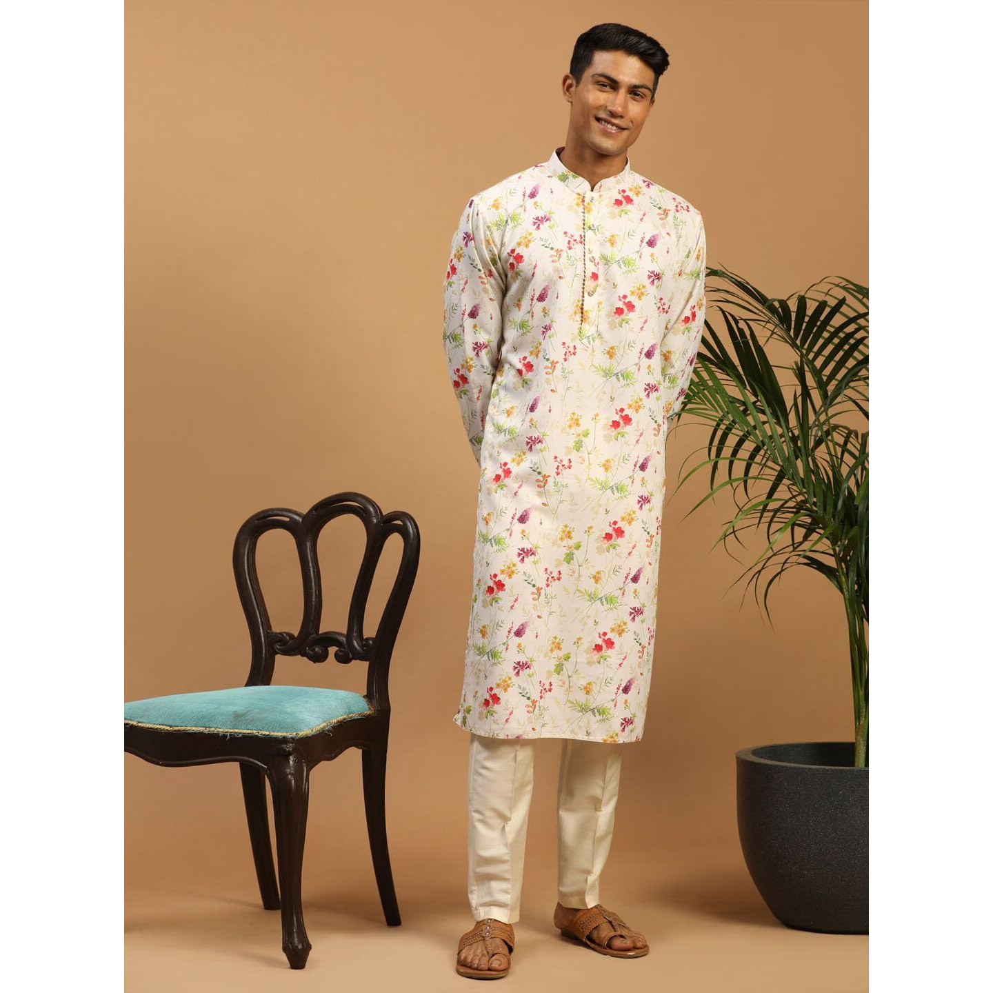 VASTRAMAY Men's Cream Cotton Blend Kurta Pyjama Set_VASMK264nPANT001WH_38