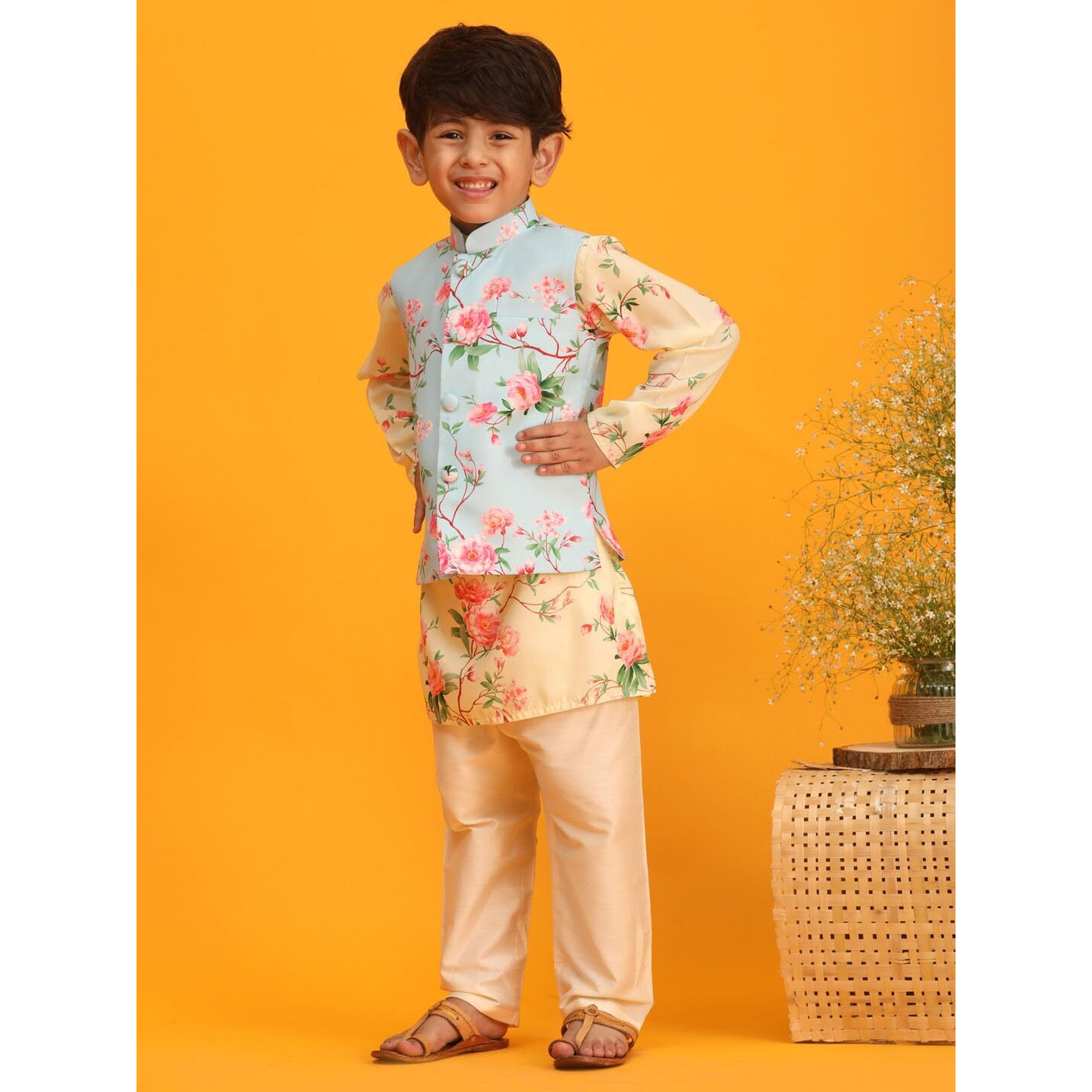 VASTRAMAY Boys' Multicolor Base Yellow Jacket, Kurta and Pyjama Set_VASBJ182AQnBK182YWnVPCR_26