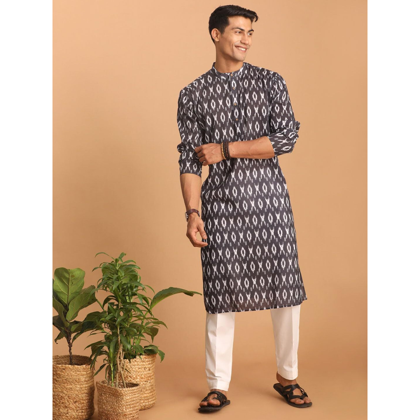 VASTRAMAY Men's Black Cotton Blend Kurta Pyjama Set_VASMK124BLnPANT001WH_38