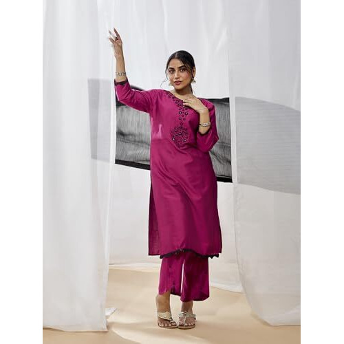 VASTRAMAY Women's Magenda Kurta Set | This designer kurta set offers a chic, stylish ensemble for the modern woman seeking both comfort and style in her ethnic wear wardrobe.