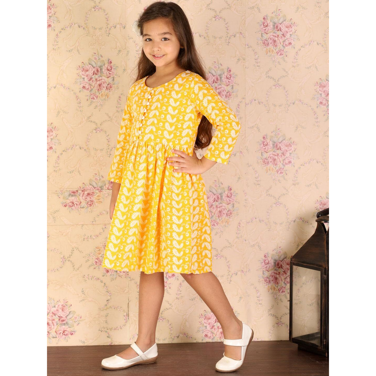 VASTRAMAY Girls' Orange Ethnic Chikankari Dress_VASGK094OR_28