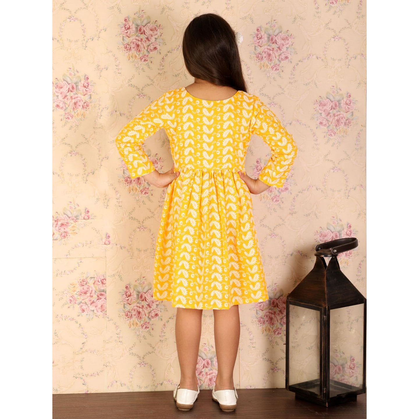 VASTRAMAY Girls' Orange Ethnic Chikankari Dress_VASGK094OR_28