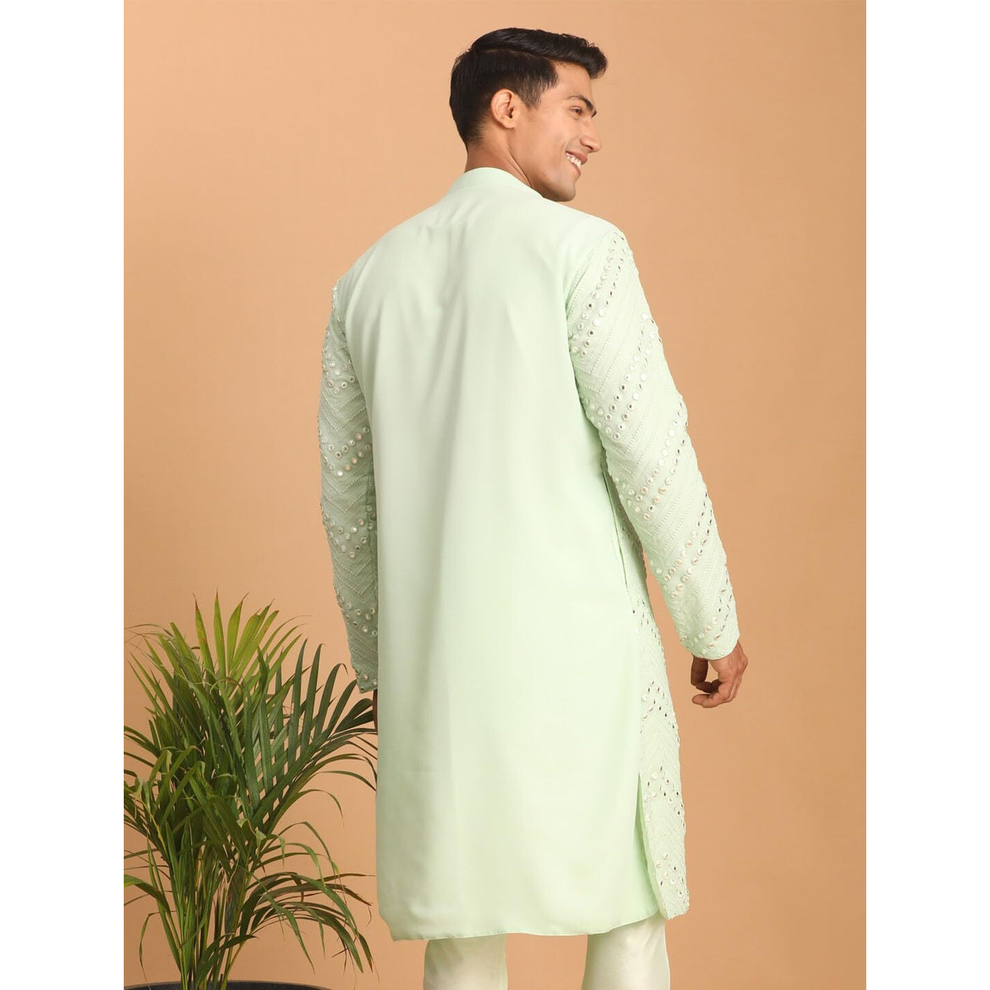 VASTRAMAY Men's Aqua Georgette Kurta Pyjama Set | Mirror Work Georgette Kurta for Men. | Timeless Elegance for Festivals & Events | Classic Design, Premium Comfort, and Versatile Style