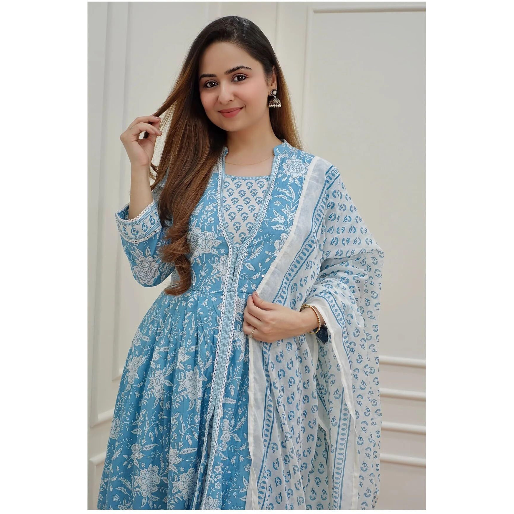 KLOSIA Women Printed Kurta and Pant Suit Set with Dupatta (Small) Sky Blue
