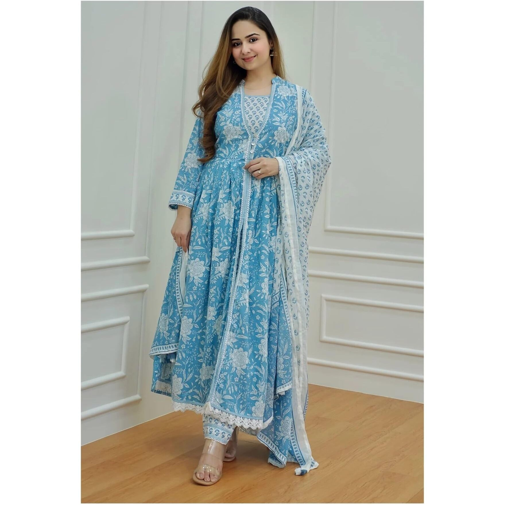 KLOSIA Women Printed Kurta and Pant Suit Set with Dupatta (Small) Sky Blue