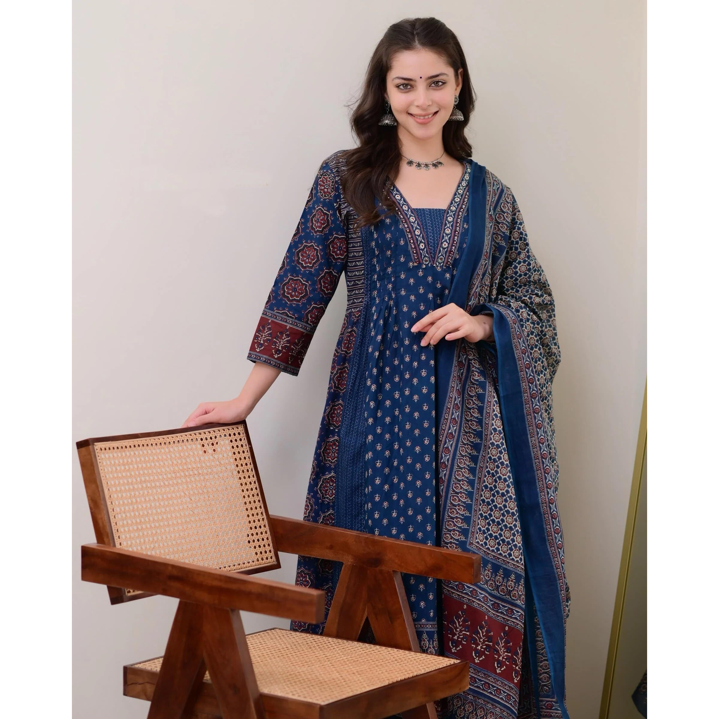 KLOSIA Women Printed Anarkali Kurta and Pant Set with Dupatta (in, Alpha, S, Teal Blue)