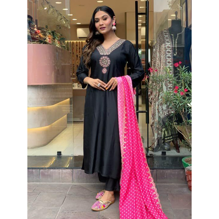 KLOSIA Women Solid Black Embroidery Straight Kurta and Pant Set with Printed Dupatta (in, Alpha, S, Black)
