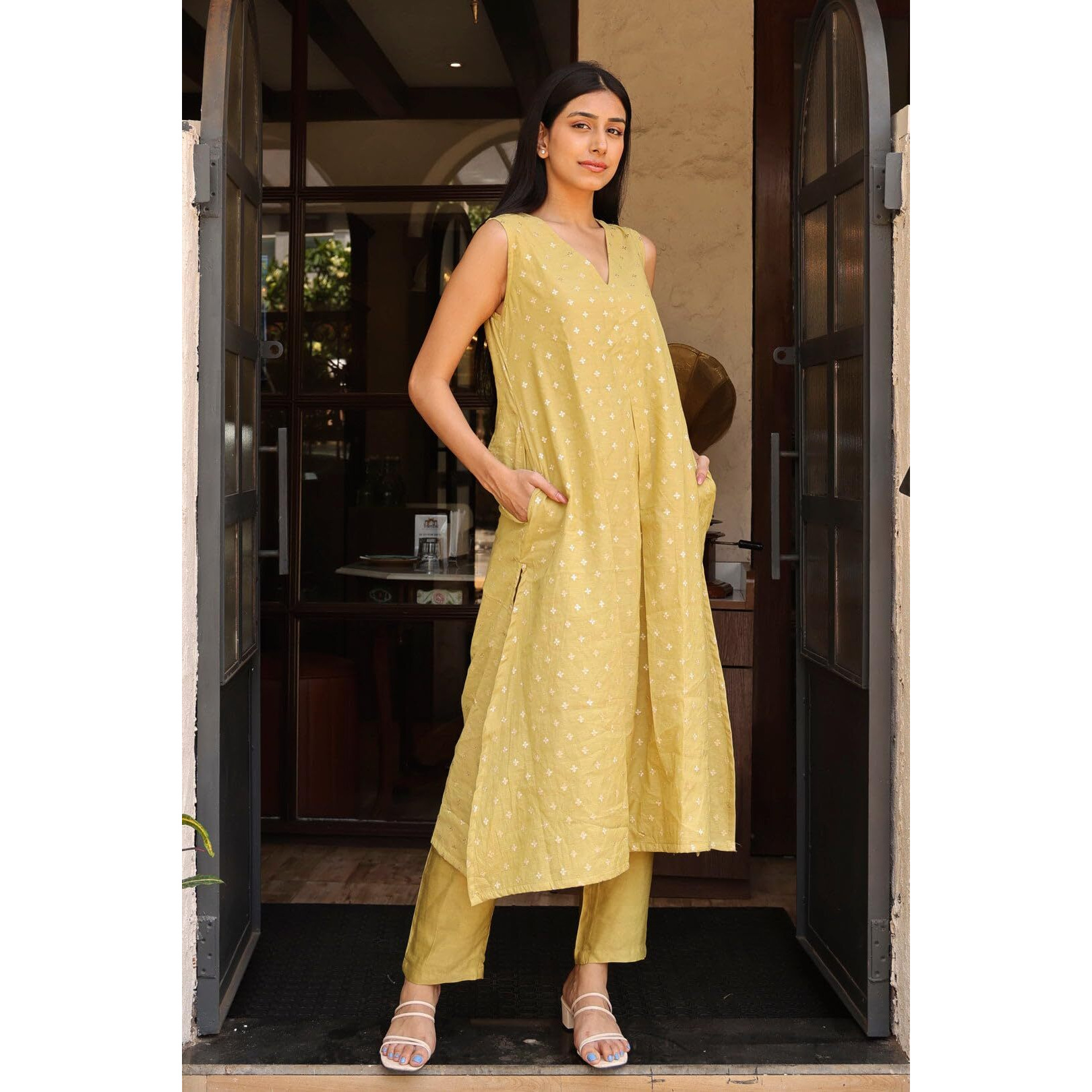 ANNI DESIGNER Women's Rayon Viscose Printed A-Line Kurta with Pant (TISHYA Yellow_L_Yellow_Large)