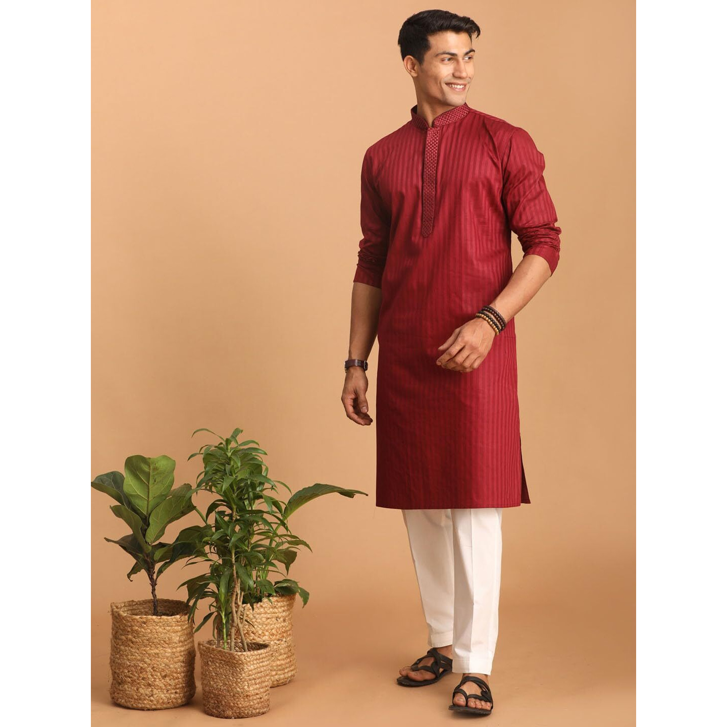 VASTRAMAY Men's Maroon And White Cotton Blend Kurta Pyjama Set-KL5_VASMK194MAnPANT001WH_40
