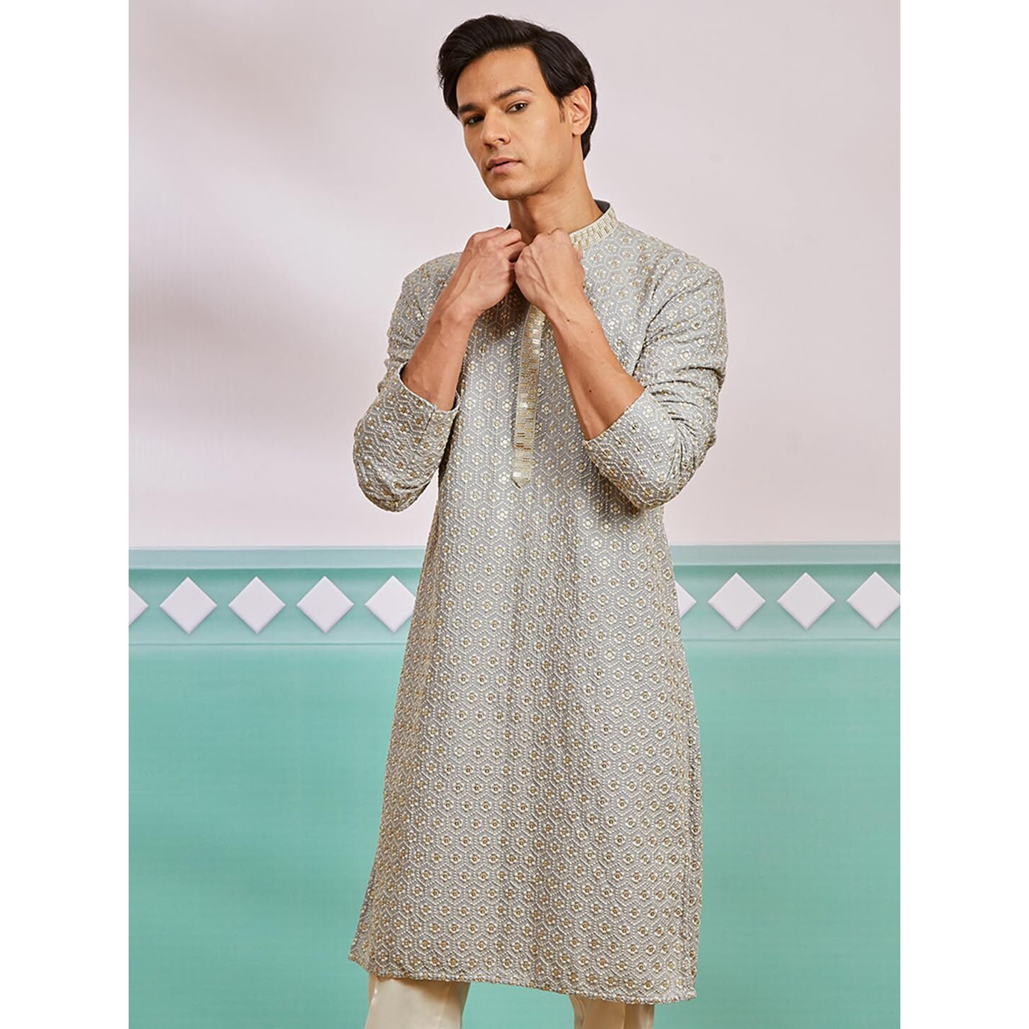 VASTRAMAY Men's Gray Rayon Kurta - This Men's Kurta exudes Elegance with its Intricate Design and Sophisticated Color Palette.
