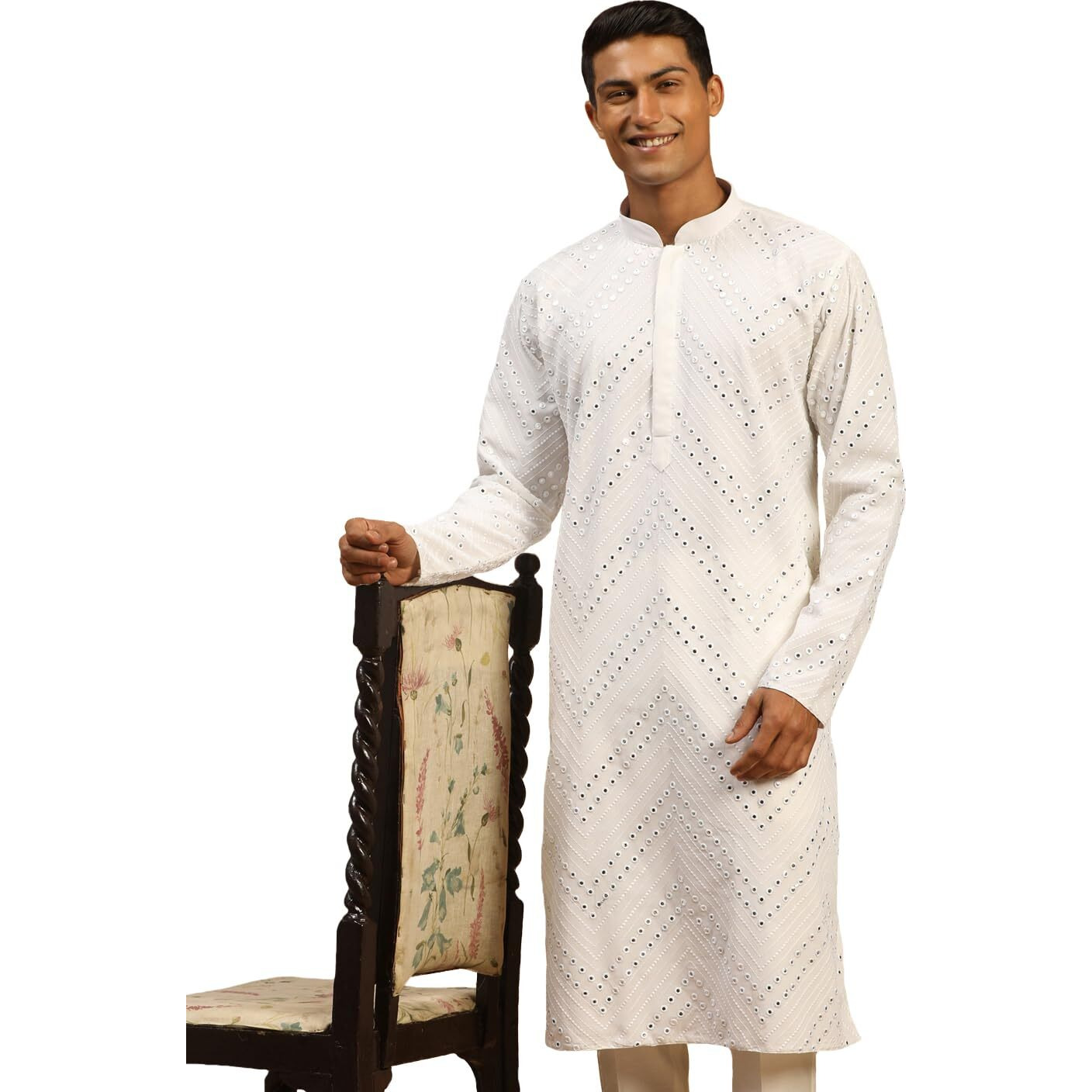 VASTRAMAY Men's White Georgette Kurta | Mirror Work White Georgette Kurta for Men. | Timeless Elegance for Festivals & Events | Classic Design, Premium Comfort, and Versatile Style