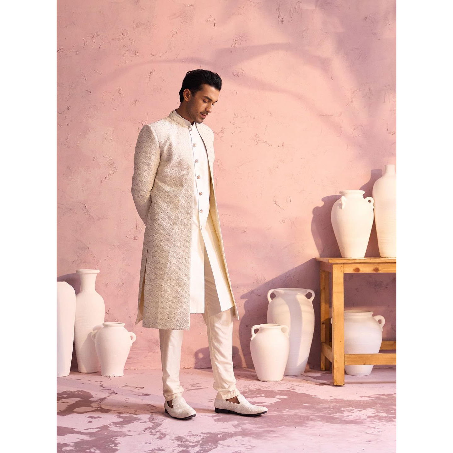 VASTRAMAY Men's Cream Silk Blend Sherwani Set_VASMIW221CRnMIW222CRnPANT002CR_40