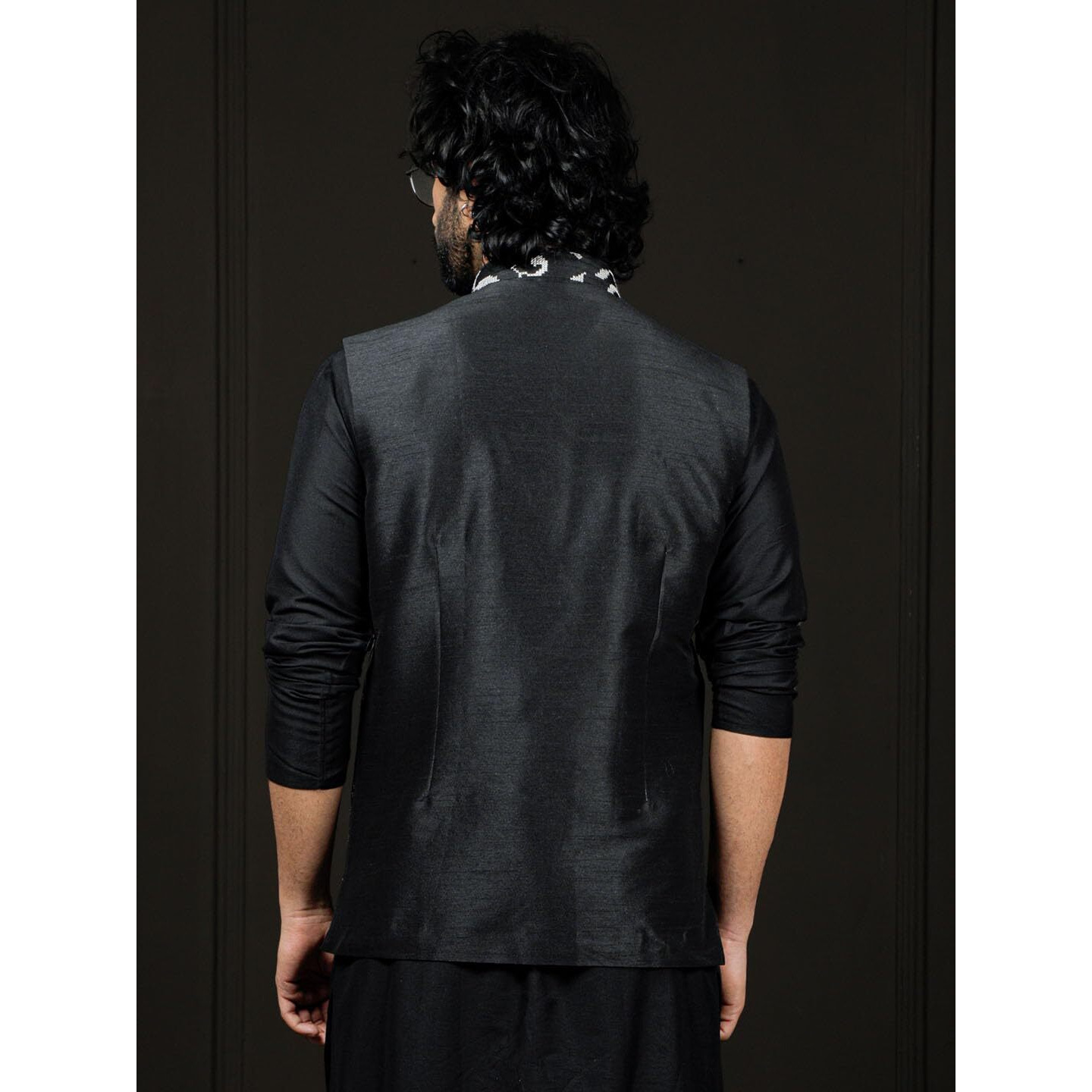 VASTRAMAY Men's Nehru Jacket, Embroidered Nehru Jacket For Men, Traditional Indian Festive & Ethnic Wear