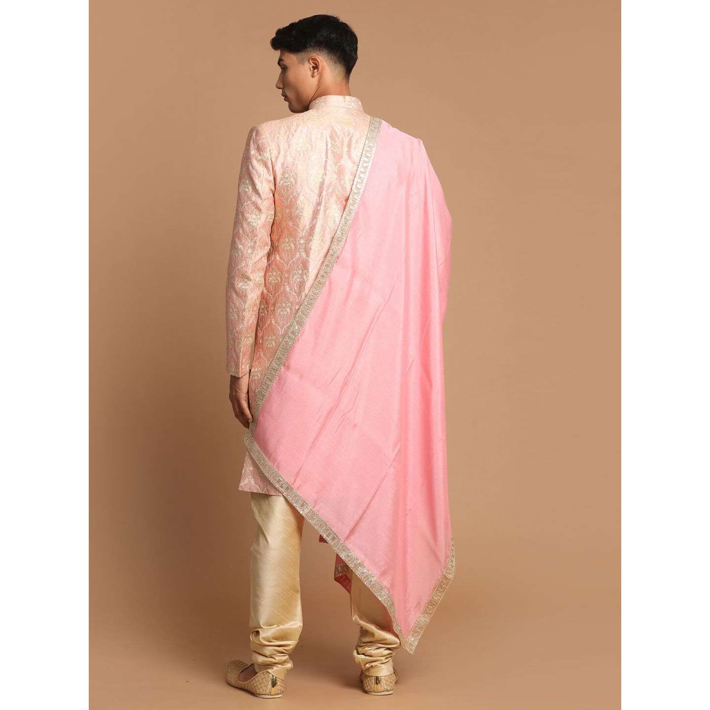 VASTRAMAY Men's Pink And Gold Silk Blend Sherwani Set - A Set Of Brocade Sherwani And Pyjama With Dupatta