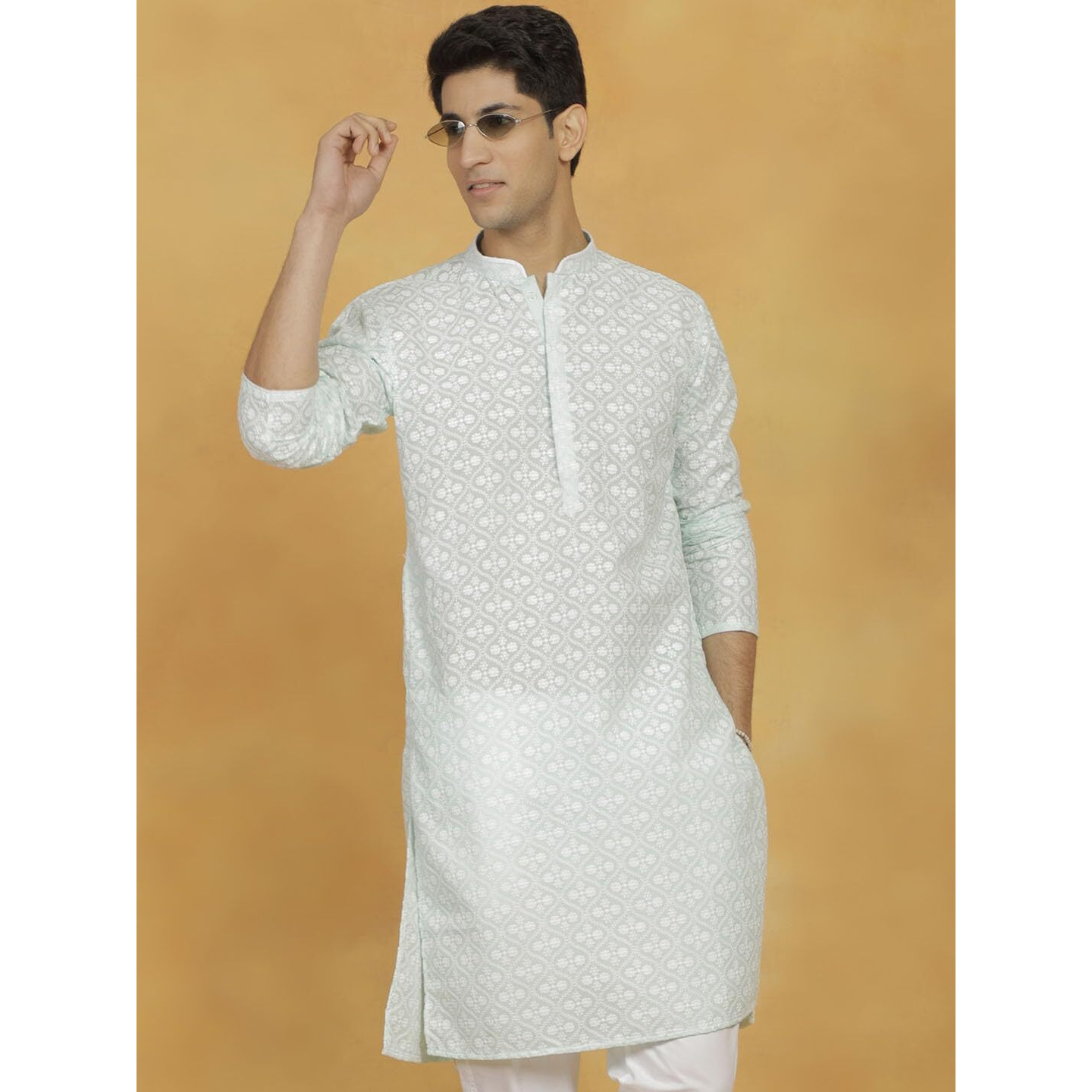 VASTRAMAY Men's Green Cotton Kurta I Allover Chikan Embroidery Knee Length Regular Straight Kurta I Fastive Party Wedding Traditions Kurta_VASMK381GN_36