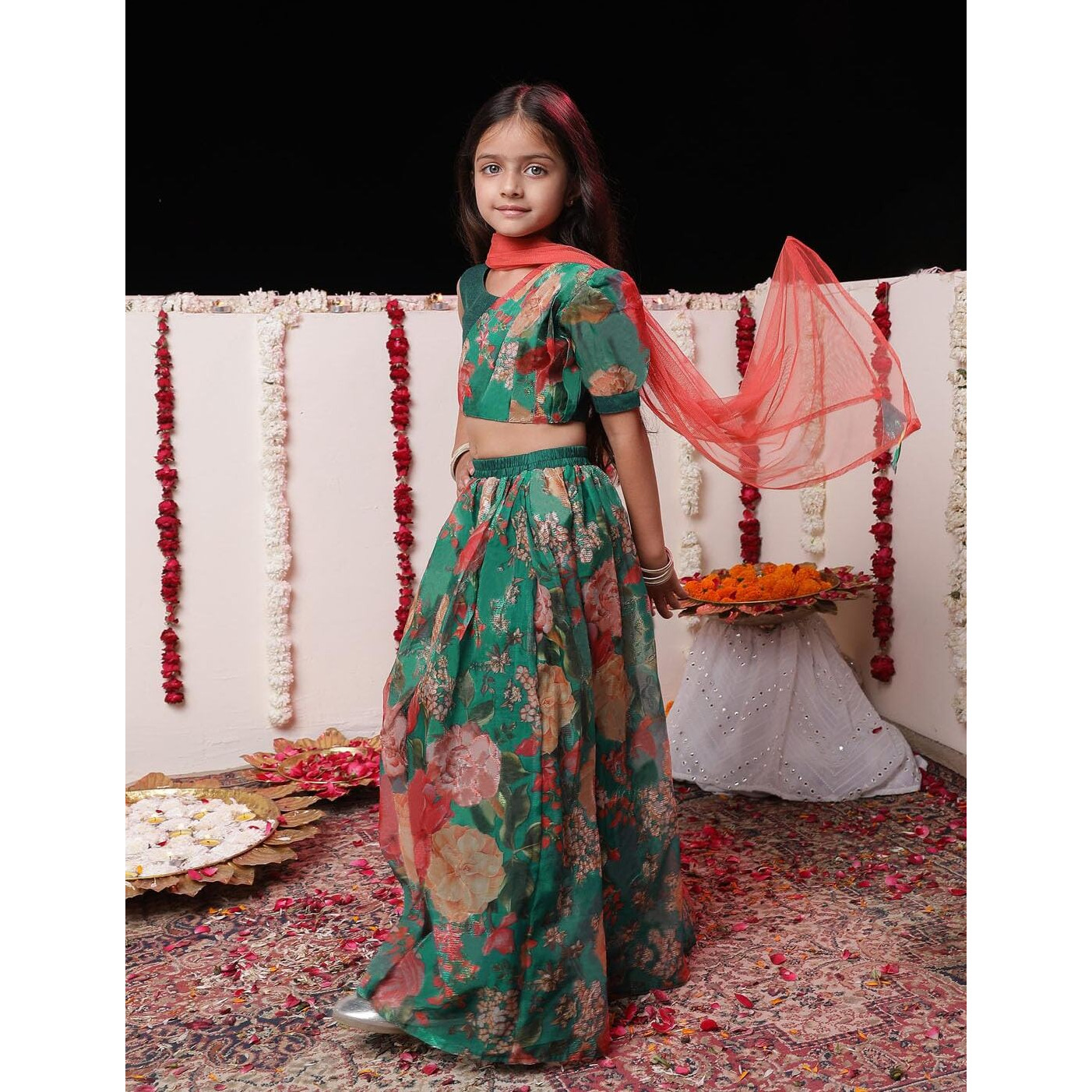 VASTRAMAY Girls' Green Lehenga With Dupatta_VTWGLC015GNnD_34L