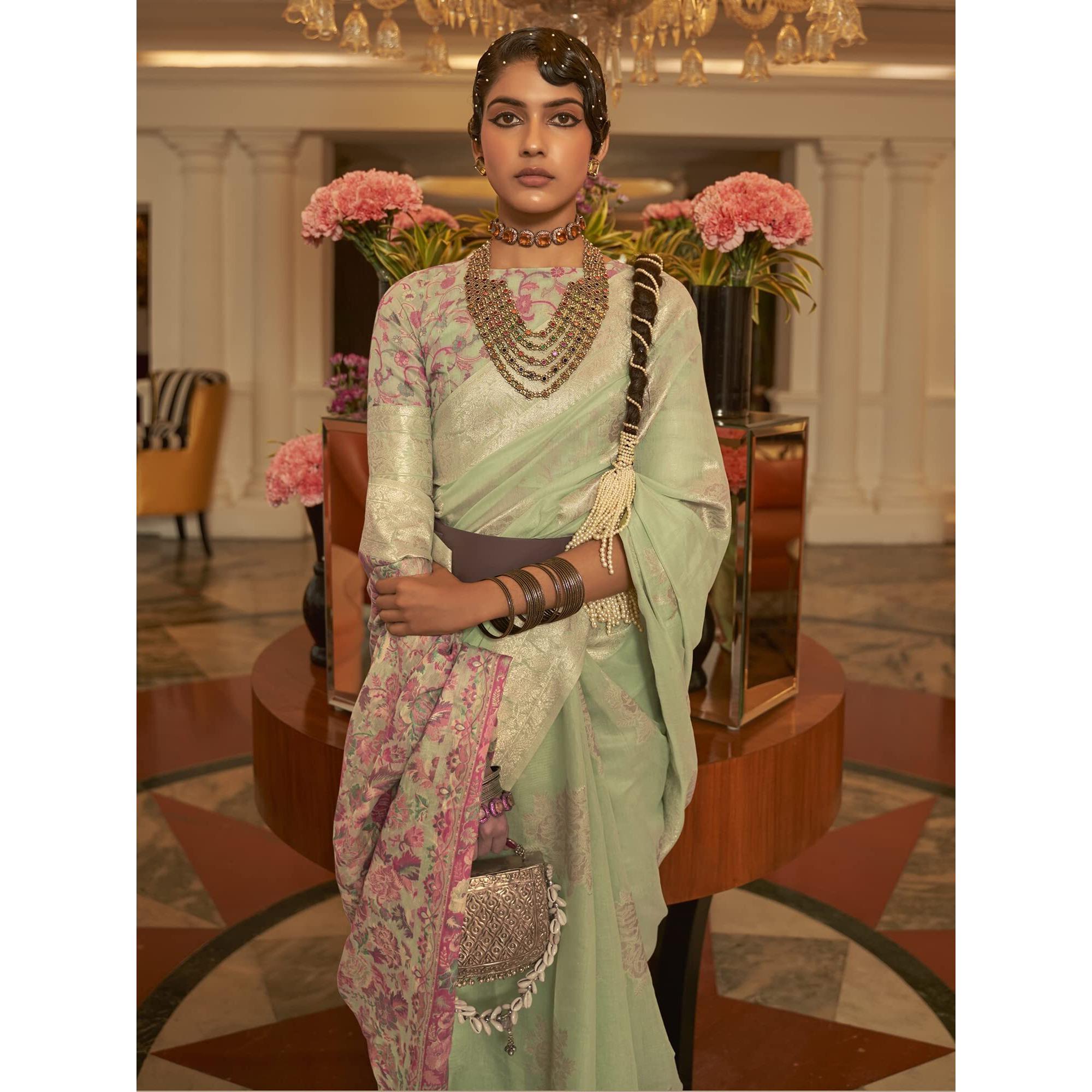 AKHILAM Womens Silk Blend Woven Design Saree With Unstitched Blouse Piece (Light Green_KERAT272002_RJ)