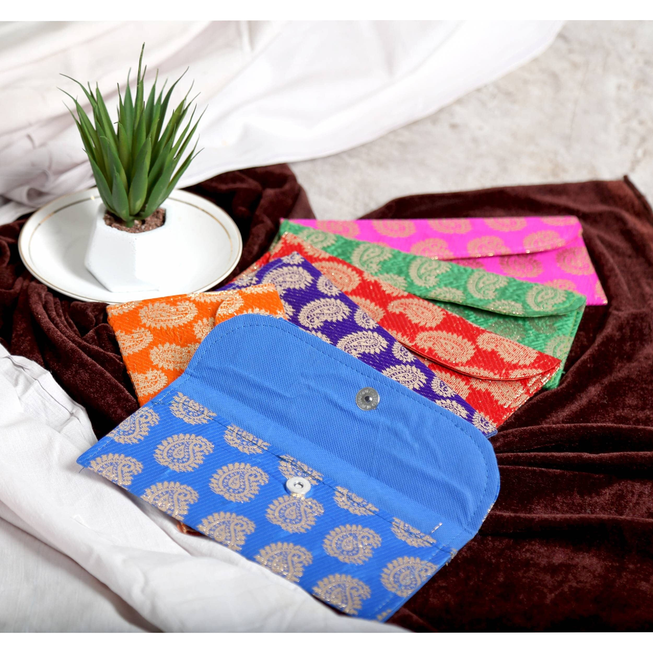 SATYAM KRAFT 6 Pcs Brocade Handmade Shagun Money Envelopes Lifafa Cover of Different Color, for Occasions Like Birthday, Anniversary,Diwali, New Year, All Festivals (6 Pieces, Multicolor)